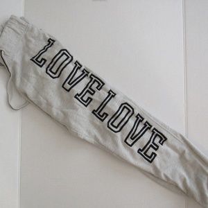 REFLEX Comfy Graphic Sweats